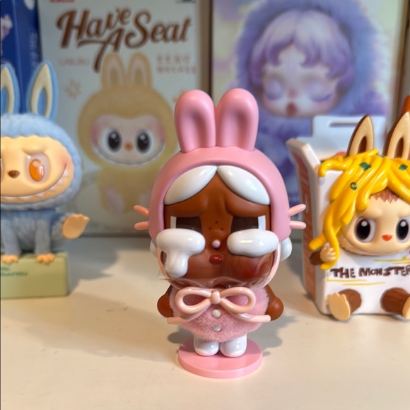 POP MART Accessories - Pop Mart Crybaby Figurine, ILL GIVE YOU ALL MY LOVE